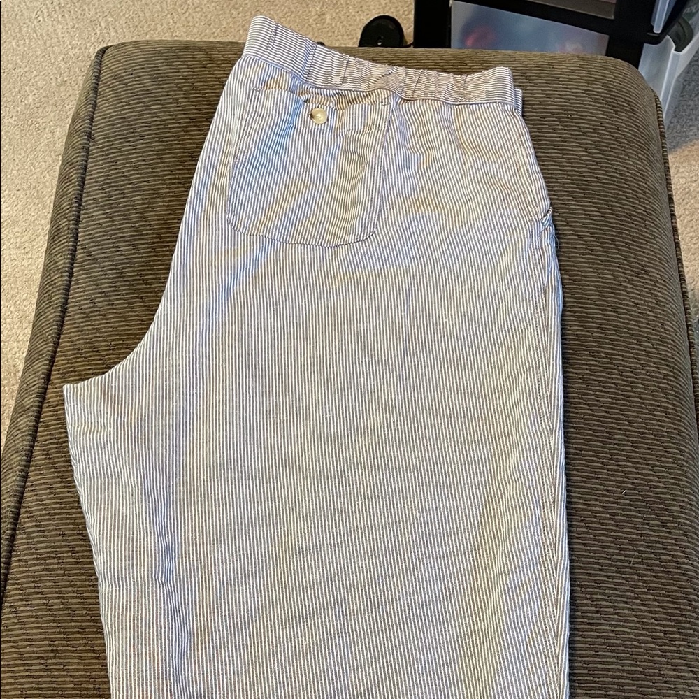 Liz Claiborne Wide Leg Crop